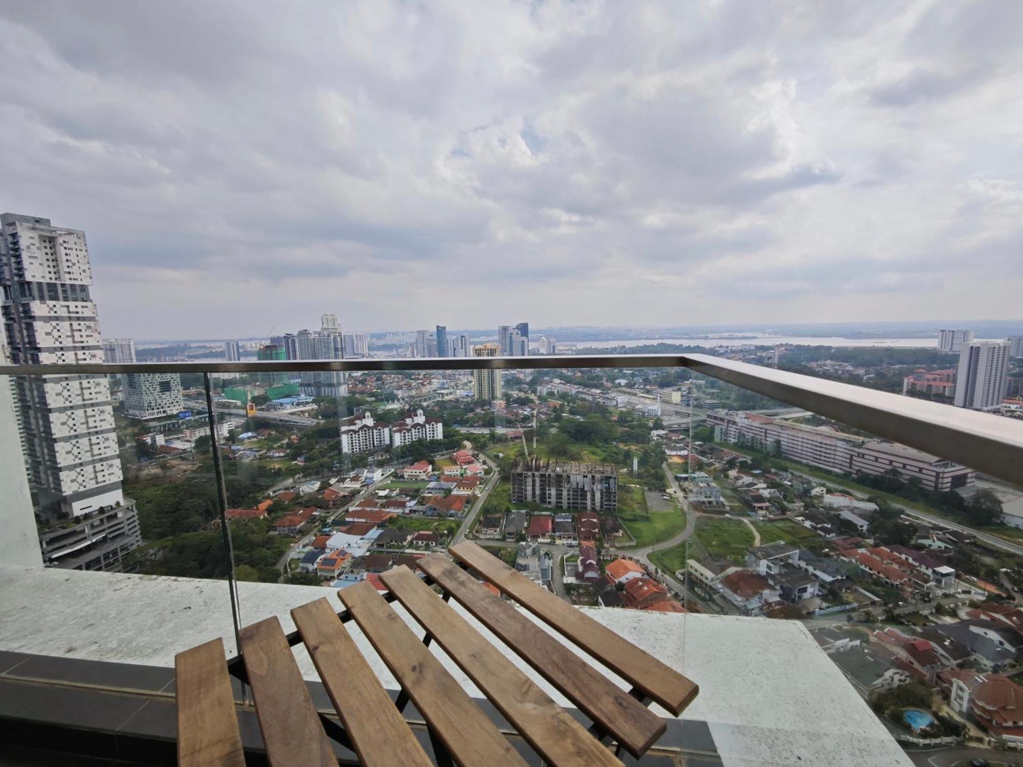 Ais-Kacang Sweet Home Pinnacle Tower Johor Bahru Exterior photo